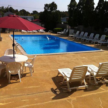 Holiday Hill Inn & Suites Dennisport Extérieur photo