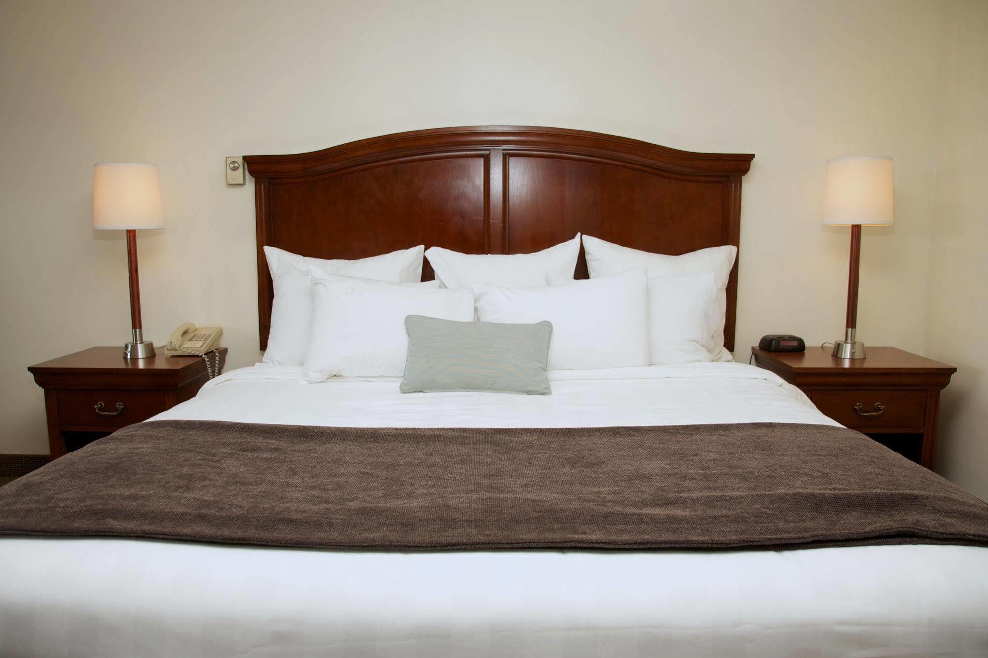 Holiday Hill Inn & Suites Dennisport Extérieur photo